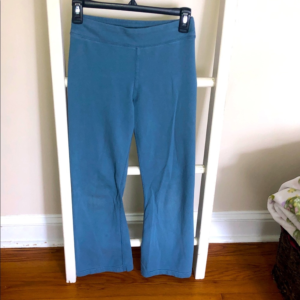 Kids Primary Peacock Blue Boot-Cut Yoga Pants, 12